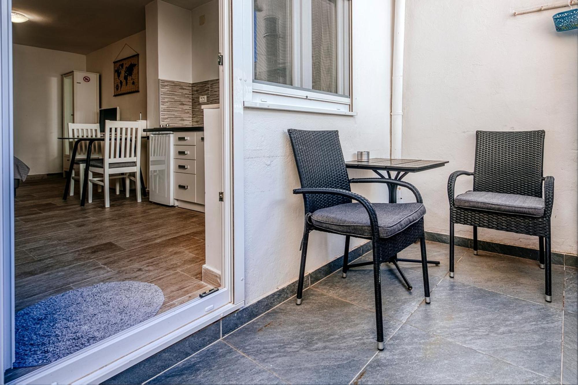 Apartmani Ema Zadar Exteriör bild