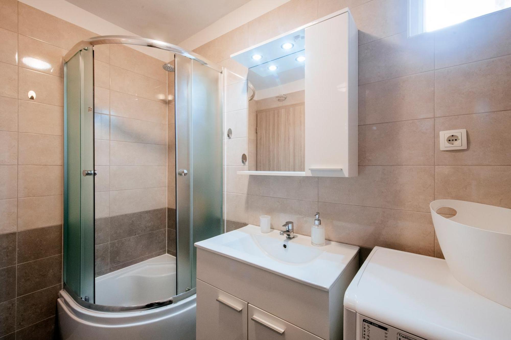Apartmani Ema Zadar Exteriör bild